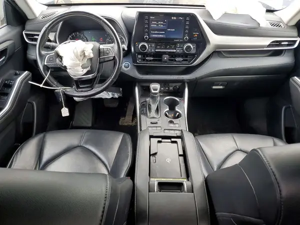 5TDGZRBH3MS155074 2021 TOYOTA HIGHLANDER - Image 8