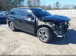 5TDGZRBH3MS556690 2021 TOYOTA HIGHLANDER