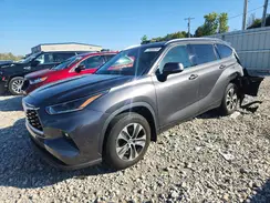 5TDGZRBH3MS558861 2021 TOYOTA HIGHLANDER