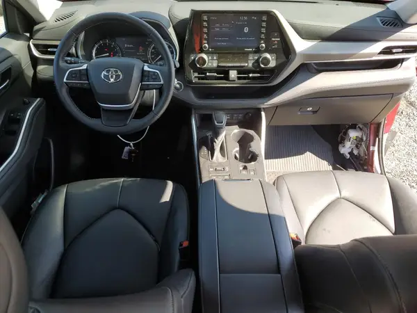 5TDGZRBH3NS183961 2022 TOYOTA HIGHLANDER - Image 8