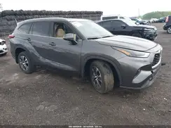 5TDGZRBH3NS184804 2022 TOYOTA HIGHLANDER