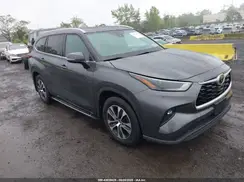 5TDGZRBH3NS190375 2022 TOYOTA HIGHLANDER