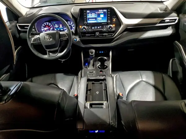 5TDGZRBH3NS220815 2022 TOYOTA HIGHLANDER - Image 8