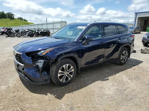 5TDGZRBH3NS227229 2022 TOYOTA HIGHLANDER - Image 1