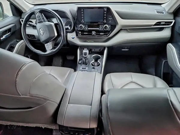 5TDGZRBH3NS237520 2022 TOYOTA HIGHLANDER - Image 8