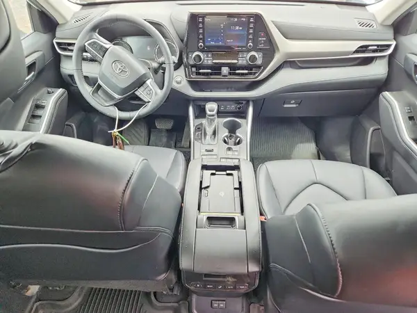 5TDGZRBH3NS568405 2022 TOYOTA HIGHLANDER - Image 8