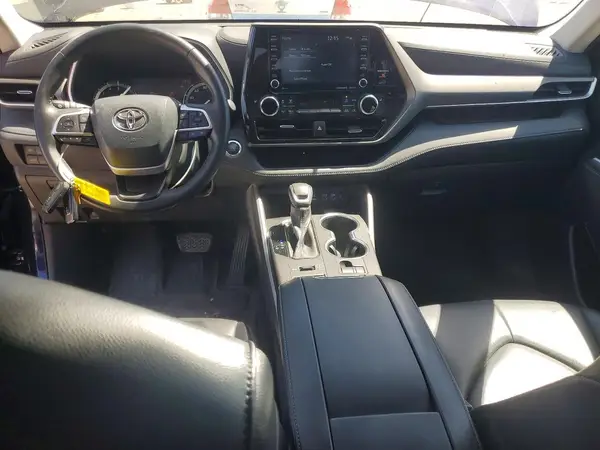 5TDGZRBH3NS584989 2022 TOYOTA HIGHLANDER - Image 8