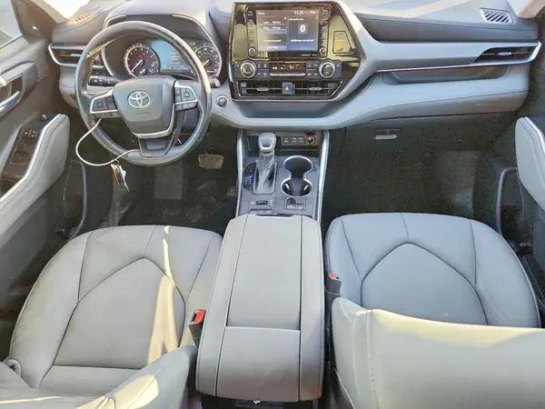 5TDGZRBH3NS588590 2022 TOYOTA HIGHLANDER - Image 8