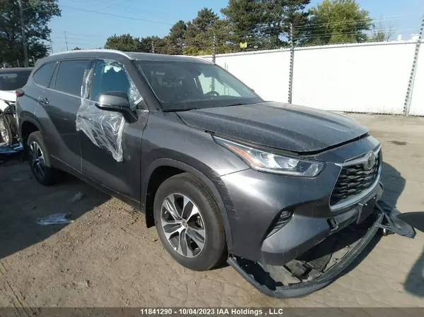 5TDGZRBH3NS589772 2022 TOYOTA HIGHLANDER - Image 1