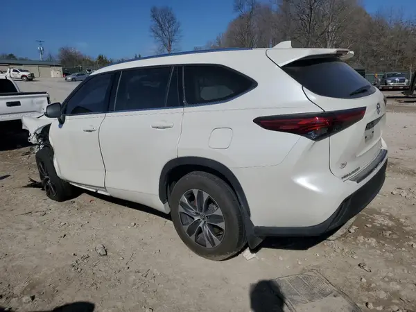 5TDGZRBH4LS002119 2020 TOYOTA HIGHLANDER - Image 2
