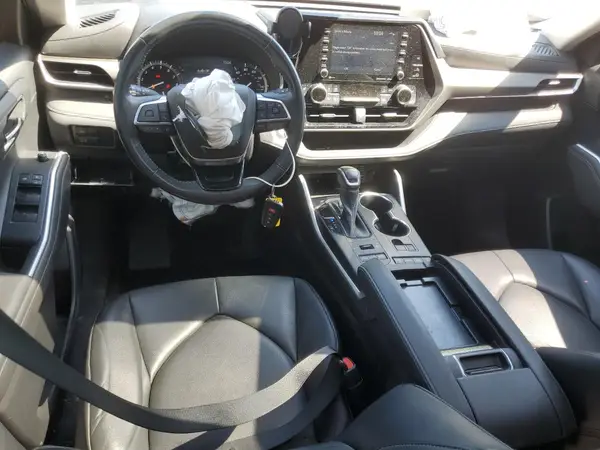 5TDGZRBH4LS043916 2020 TOYOTA HIGHLANDER - Image 8