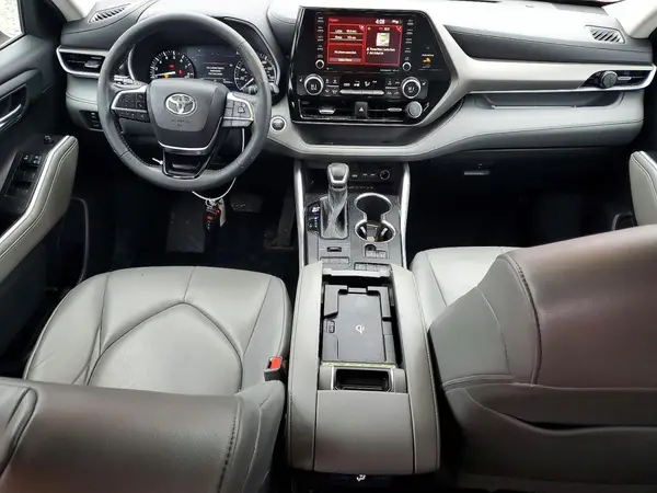 5TDGZRBH4LS048193 2020 TOYOTA HIGHLANDER - Image 8