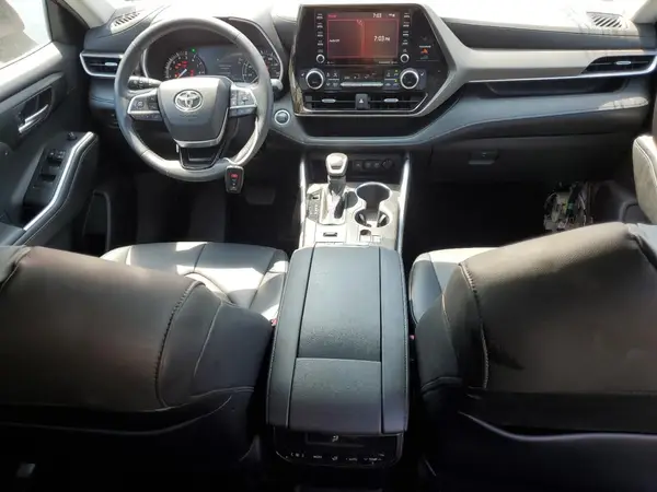 5TDGZRBH4LS509909 2020 TOYOTA HIGHLANDER - Image 8