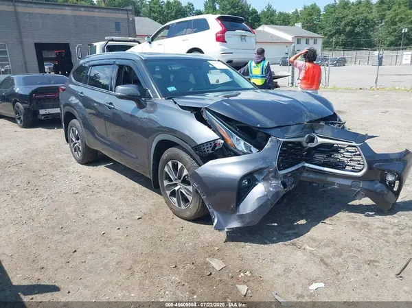 5TDGZRBH4LS512468 2020 TOYOTA HIGHLANDER - Image 1