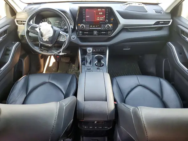 5TDGZRBH4LS513653 2020 TOYOTA HIGHLANDER - Image 8