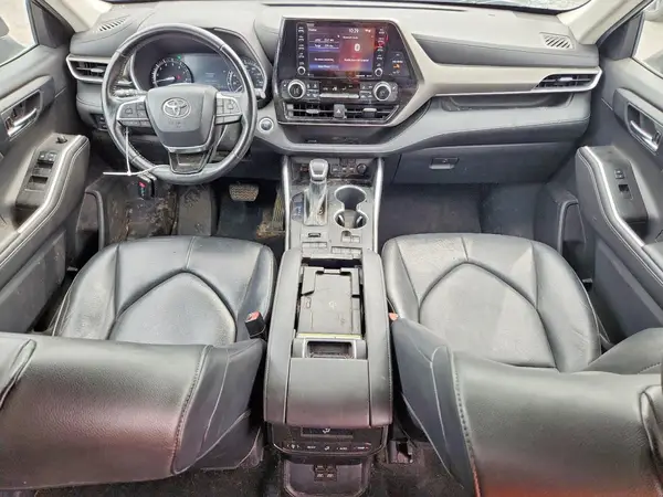 5TDGZRBH4MS063374 2021 TOYOTA HIGHLANDER - Image 8