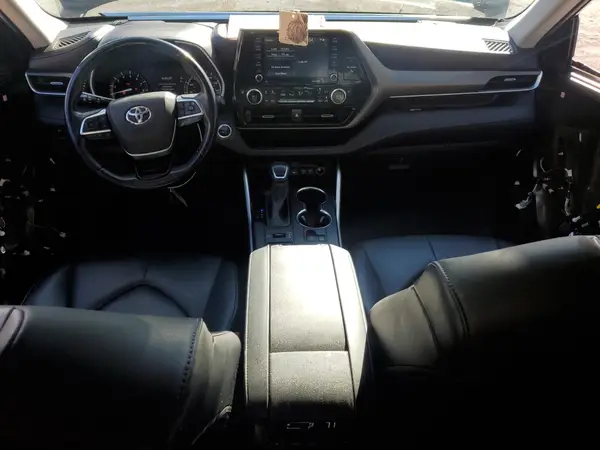 5TDGZRBH4MS073645 2021 TOYOTA HIGHLANDER - Image 8