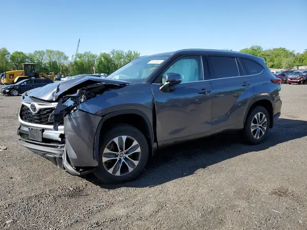 5TDGZRBH4MS078778 2021 TOYOTA HIGHLANDER - Image 1