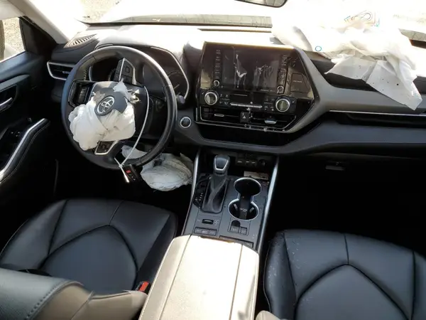 5TDGZRBH4MS078778 2021 TOYOTA HIGHLANDER - Image 8