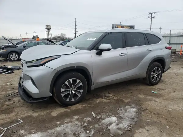 5TDGZRBH4MS085780 2021 TOYOTA HIGHLANDER - Image 1