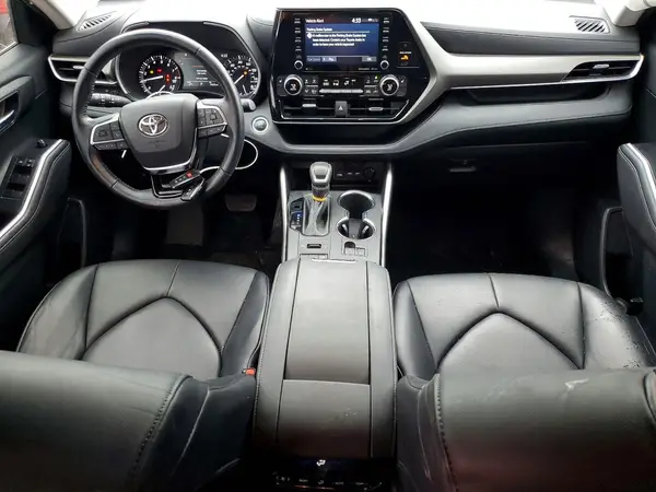 5TDGZRBH4MS103999 2021 TOYOTA HIGHLANDER - Image 8