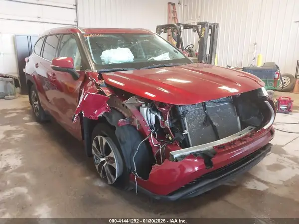5TDGZRBH4MS107759 2021 TOYOTA HIGHLANDER - Image 1