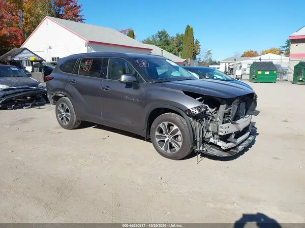 5TDGZRBH4MS114274 2021 TOYOTA HIGHLANDER - Image 1