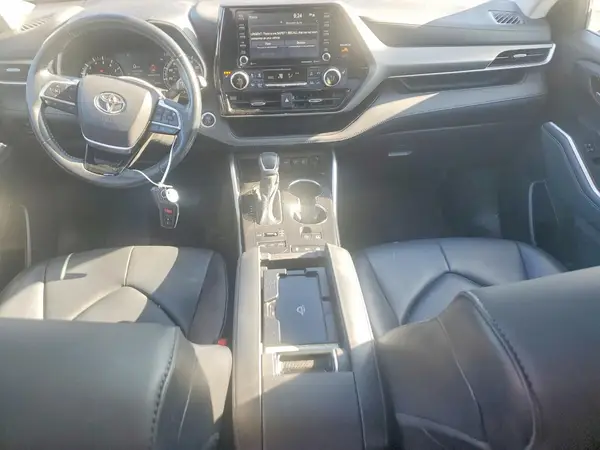 5TDGZRBH4MS136078 2021 TOYOTA HIGHLANDER - Image 8