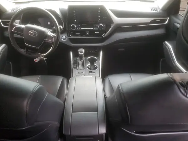 5TDGZRBH4MS145993 2021 TOYOTA HIGHLANDER - Image 8