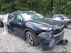 5TDGZRBH4MS523942 2021 TOYOTA HIGHLANDER