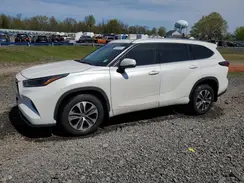 5TDGZRBH4MS526713 2021 TOYOTA HIGHLANDER