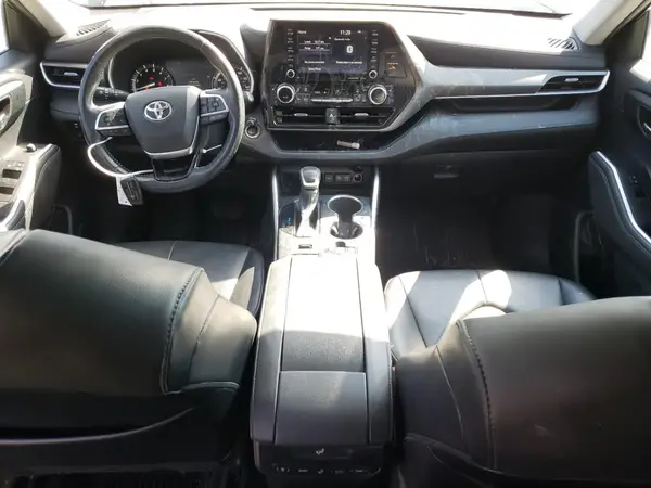 5TDGZRBH4MS528011 2021 TOYOTA HIGHLANDER - Image 8