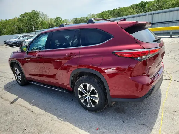 5TDGZRBH4MS535041 2021 TOYOTA HIGHLANDER - Image 2