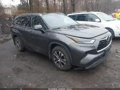 5TDGZRBH4MS543804 2021 TOYOTA HIGHLANDER