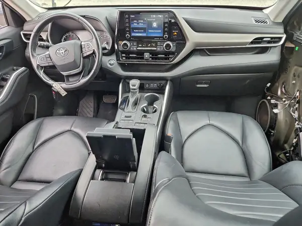 5TDGZRBH4NS175951 2022 TOYOTA HIGHLANDER - Image 8
