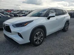 5TDGZRBH4NS197657 2022 TOYOTA HIGHLANDER