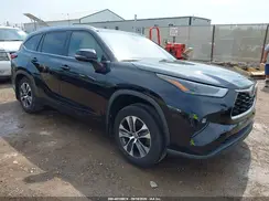 5TDGZRBH4NS203568 2022 TOYOTA HIGHLANDER
