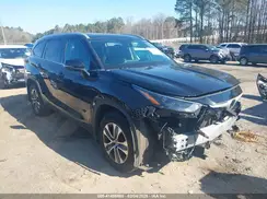 5TDGZRBH4NS215445 2022 TOYOTA HIGHLANDER