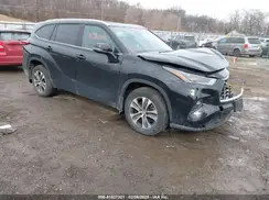 5TDGZRBH4NS216708 2022 TOYOTA HIGHLANDER