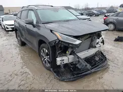 5TDGZRBH4NS251555 2022 TOYOTA HIGHLANDER