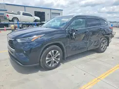 5TDGZRBH4NS257937 2022 TOYOTA HIGHLANDER