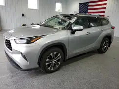 5TDGZRBH4NS560801 2022 TOYOTA HIGHLANDER