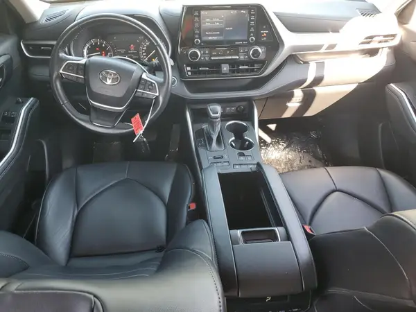 5TDGZRBH4NS583933 2022 TOYOTA HIGHLANDER - Image 8