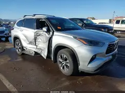 5TDGZRBH4NS585651 2022 TOYOTA HIGHLANDER