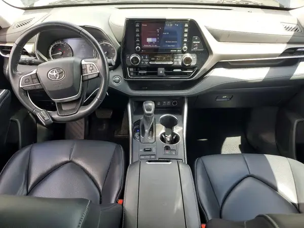 5TDGZRBH4NS587996 2022 TOYOTA HIGHLANDER - Image 8