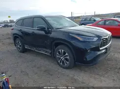 5TDGZRBH4NS588484 2022 TOYOTA HIGHLANDER