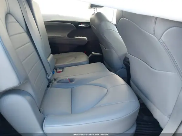 5TDGZRBH4NS593118 2022 TOYOTA HIGHLANDER - Image 8