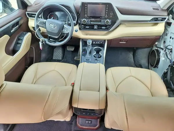 5TDGZRBH5MS065974 2021 TOYOTA HIGHLANDER - Image 8