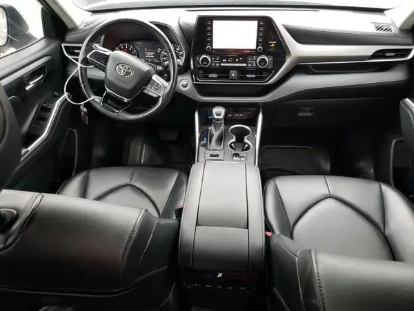 5TDGZRBH5MS074058 2021 TOYOTA HIGHLANDER - Image 8