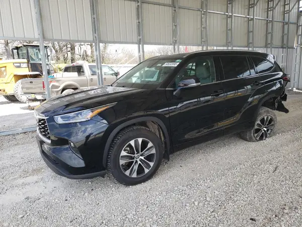 5TDGZRBH5MS084881 2021 TOYOTA HIGHLANDER - Image 1